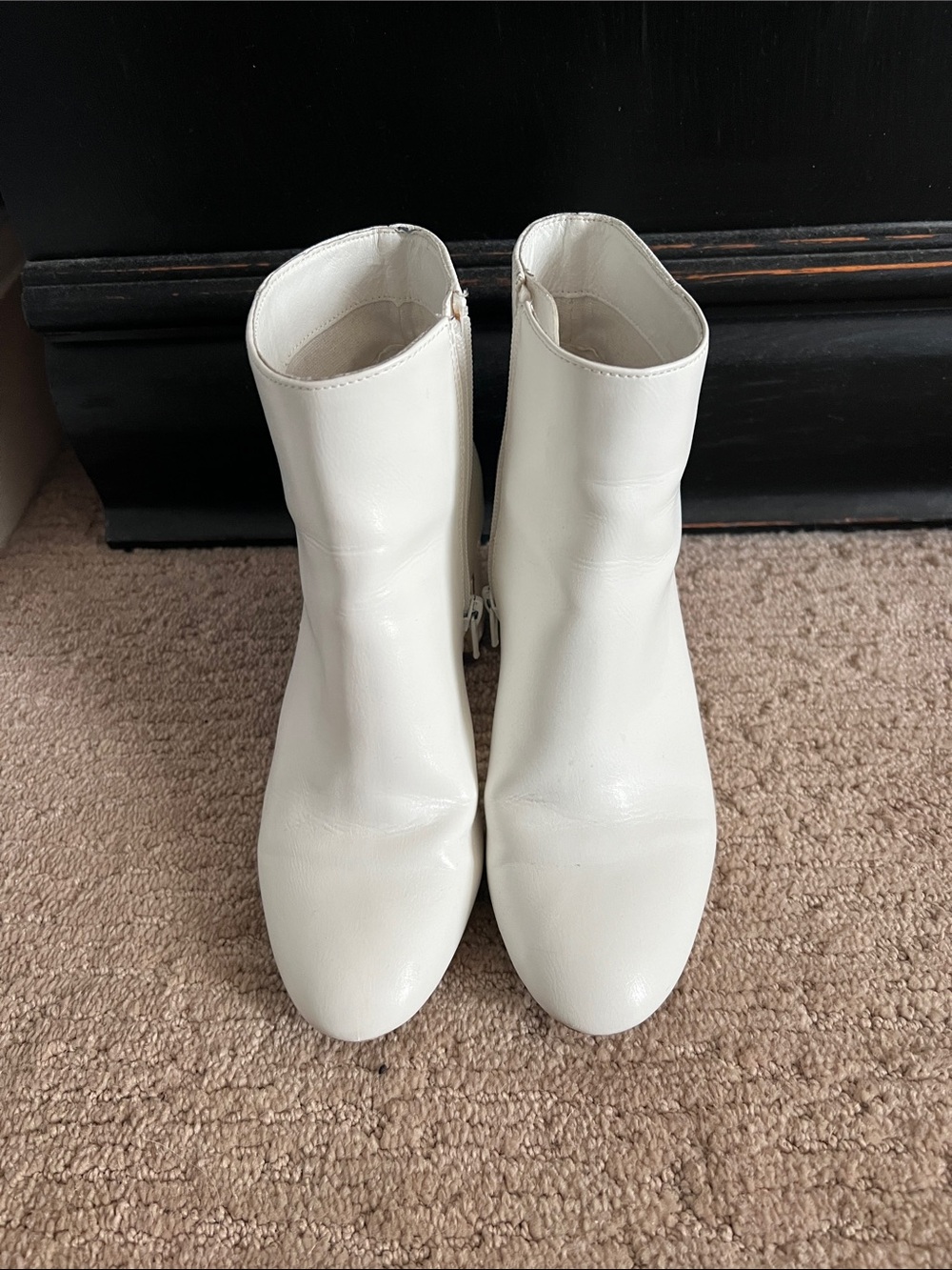 XOXO White Women's Ankle Booties with Side Zip